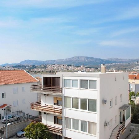 Apartment Tina Podstrana Esterno foto